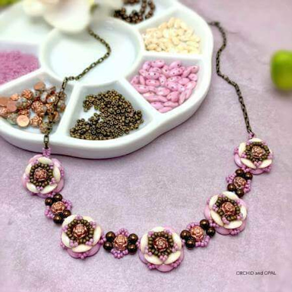 Neapolitan Roseta Cabochon Necklace Neapolitan Roseta Cabochon Necklace