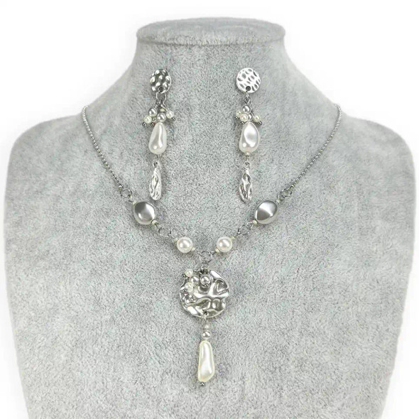 Swarovski Crystal Assorted Pearls