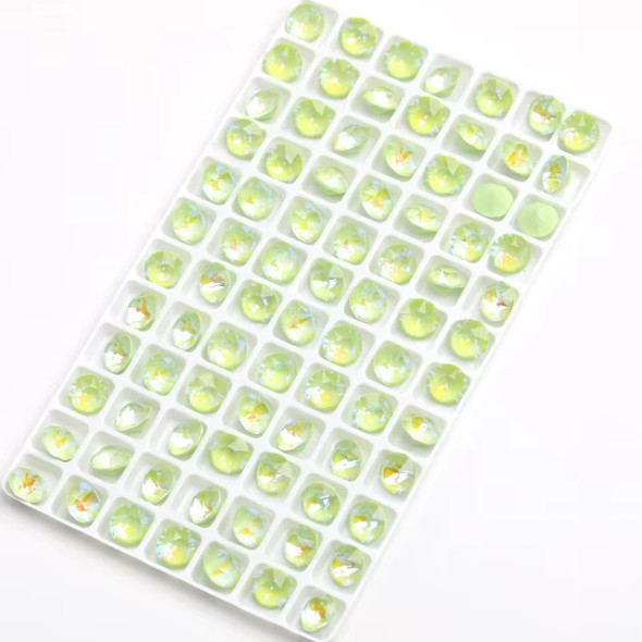 LIME Delite Fireglow Krakovski Crystal Chaton 8mm