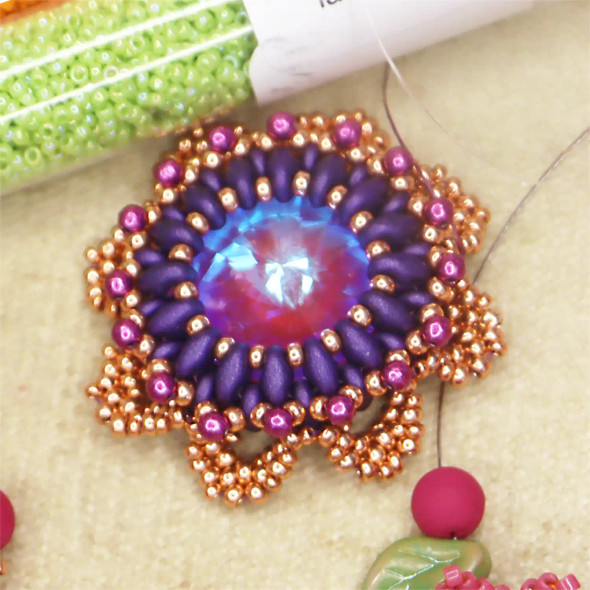 SuperDuo Passion Pendant Tutorial by Chloe of Pinkhot Jewellery