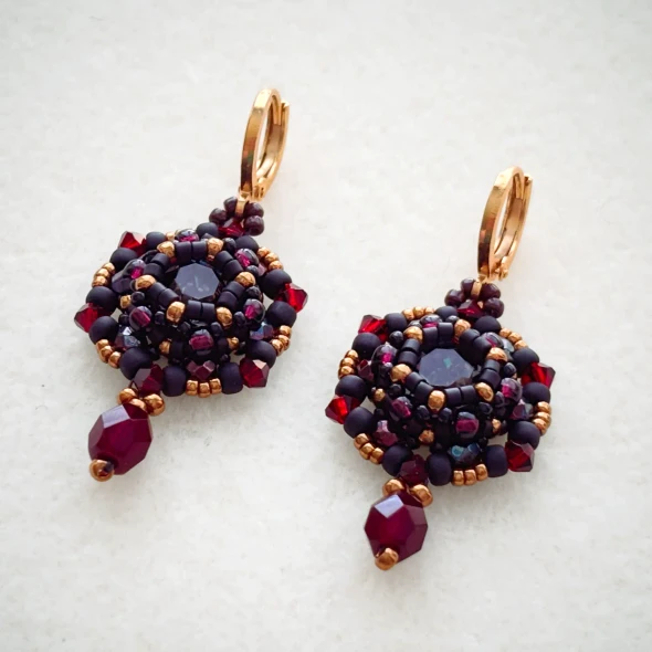 Night At The Opera Beaded Earrings Tutorial