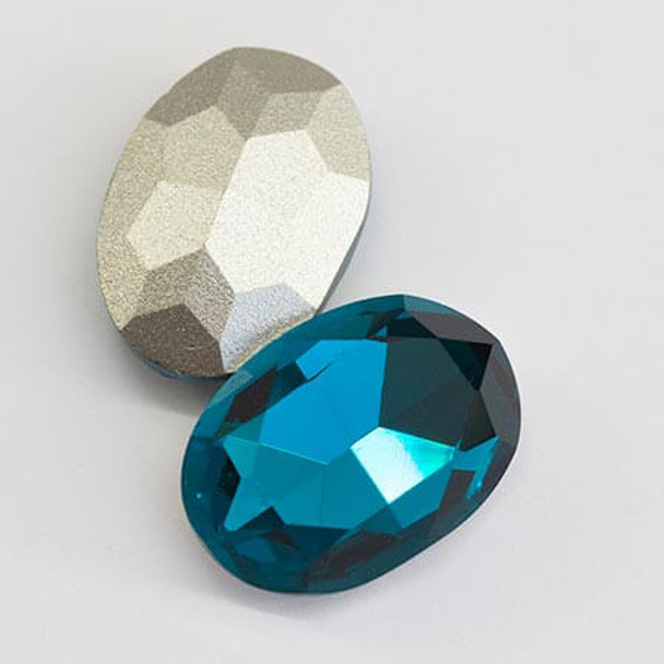 Krakovski Crystal Oval Stone BLUE ZIRCON