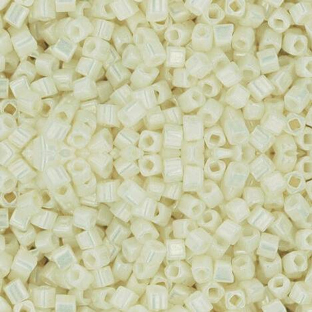 Toho CUBE Seed Beads 1.5mm OPAQUE LUSTERED NAVAJO WHITE