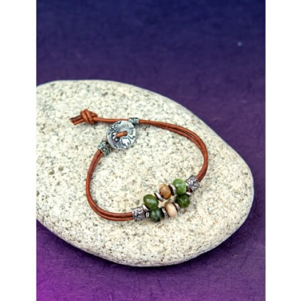 This kit is a boho leather bracelet style with Antiqued Pewter hardware and beautiful gemstones.