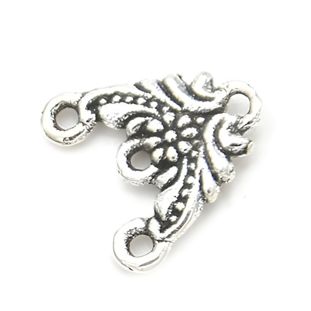 Link 3-Strand Flower CONNECTOR 14mm Antique Silver Plated