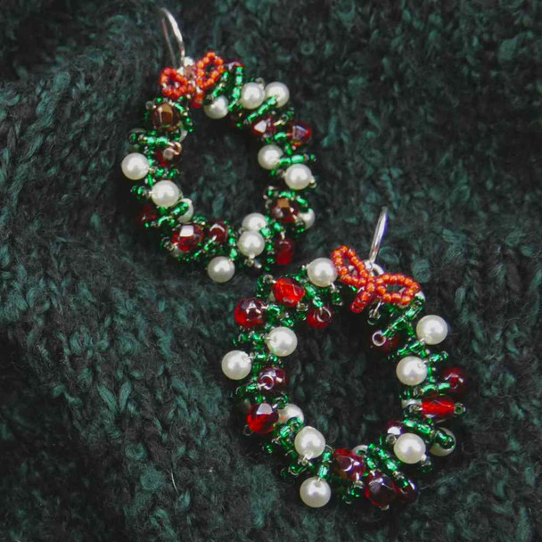 Christmas Wreath Earrings Beading Project