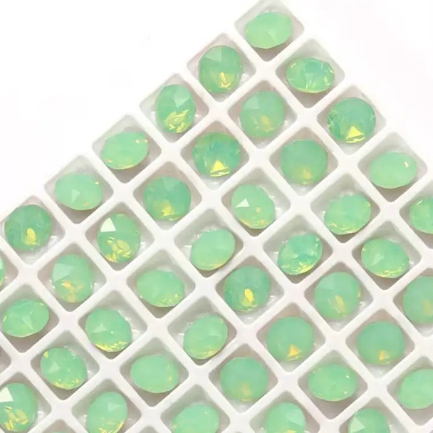 PACIFIC OPAL Krakovski Crystal Chaton 8mm 1088