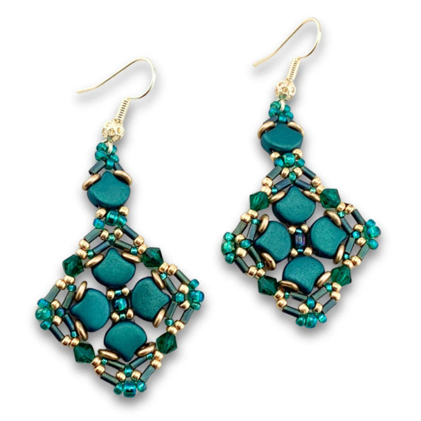 Use them to make the Queen's Trellis Earrings by Orchid and Opal FREE tutorial