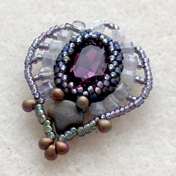 Jardin Beaded Earrings or Pendant Tutorial by Jules & Rose