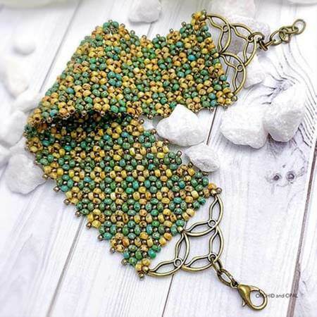 Flat Chenille Stitch Beaded Bracelet