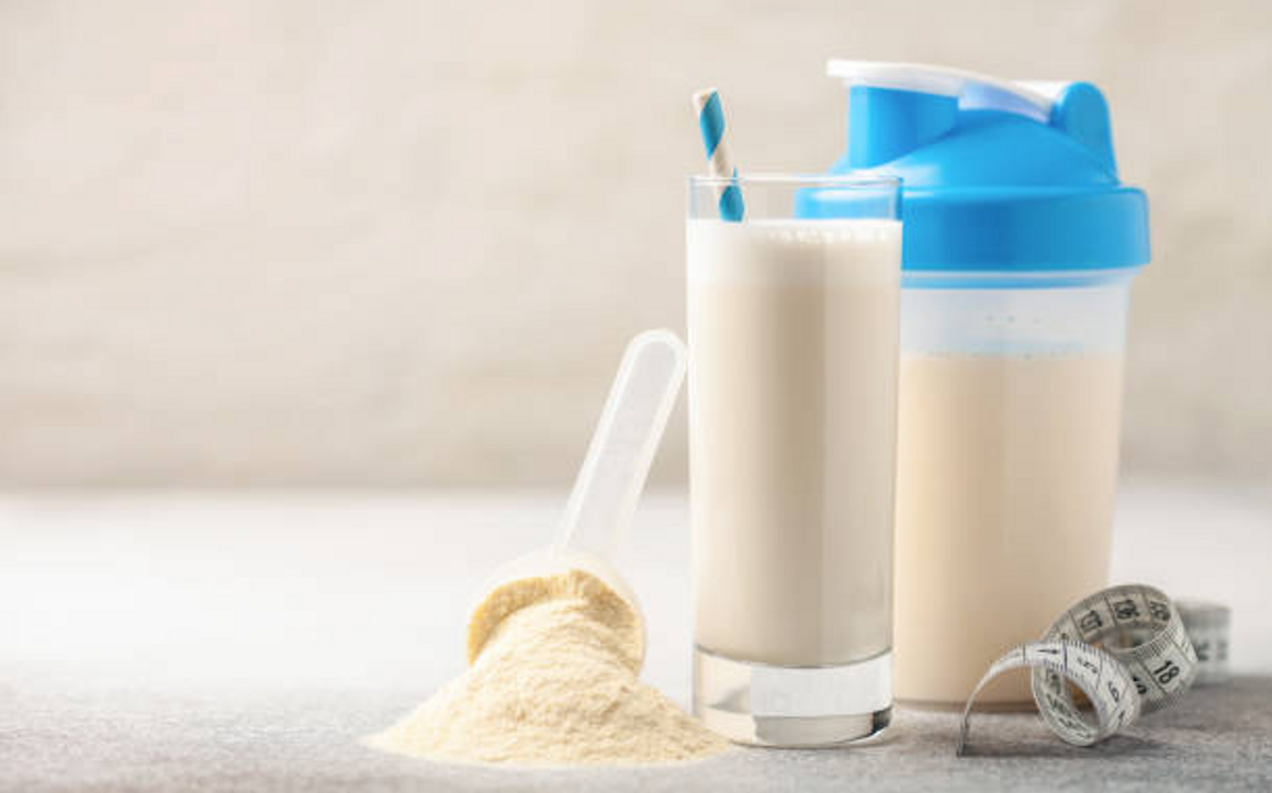 Should I Mix Protein Powder In Milk Or Water?