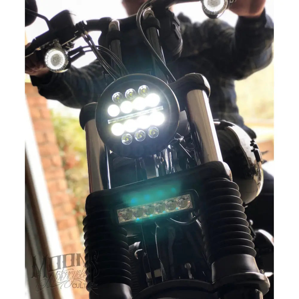 5.75 MOONSMC¬Æ Moonmaker Fly Eye¬Æ LED Headlight - TMF