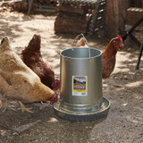 LITTLE GIANT POULTRY FEEDER 30# HANGING WITH 14" PAN