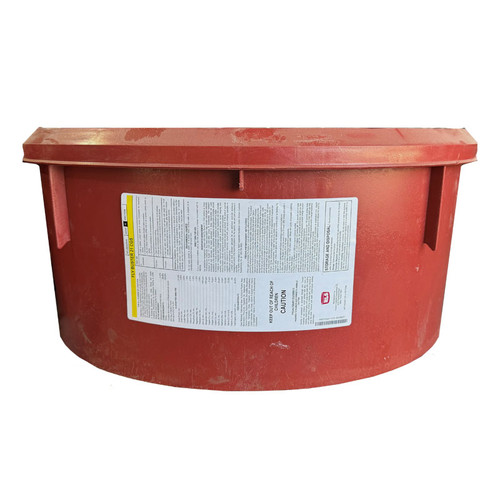 HLS FLY BUSTER 21 CGS, FOR ALL CLASSES OF LIVESTOCK (cattle, sheep, goats), 125# RED TUB, WITH CLARIFLY