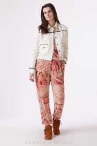 FOR YOUR WANDERLUST WARDROBE
From the front this looks like a cute cotton jacket with some studs, but turn around and you'll reveal an awesome blanket print. This statement back adds a pop of color and some Navajo inspo to your look, so you'll feel like a real explorer from out West.
color: biscuit
content: 100% cotton
embellishments: printing, embroidery, studding, custom DD buttons
fit: slim
style number: C3301
collection: Monument Valley FOR YOUR WANDERLUST WARDROBE
From the front this looks like a cute cotton jacket with some studs, but turn around and you'll reveal an awesome blanket print. This statement back adds a pop of color and some Navajo inspo to your look, so you'll feel like a real explorer from out West.
color: biscuit
content: 100% cotton
embellishments: printing, embroidery, studding, custom DD buttons
fit: slim
style number: C3301
collection: Monument Valley