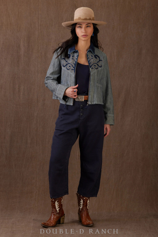 INDUSTRIAL MEETS ELEGANT.
Talk about quintessential cowgirl style! This beauty is an elevated spin on a classic denim jacket, crafted from a stonewashed indigo in a sleek zip-front silhouette and embellished with a appliqued indigo toebox-style stitching and cool contrasting collar. Modern yet timeless!
color: denim
content: 100% cotton
embellishments: embroidery, contrast stitching, garment washed
size: S-L
fit:  relaxed
style number: C3340
collection: Chisholm Trail INDUSTRIAL MEETS ELEGANT.
Talk about quintessential cowgirl style! This beauty is an elevated spin on a classic denim jacket, crafted from a stonewashed indigo in a sleek zip-front silhouette and embellished with a appliqued indigo toebox-style stitching and cool contrasting collar. Modern yet timeless!
color: denim
content: 100% cotton
embellishments: embroidery, contrast stitching, garment washed
size: S-L
fit:  relaxed
style number: C3340
collection: Chisholm Trail