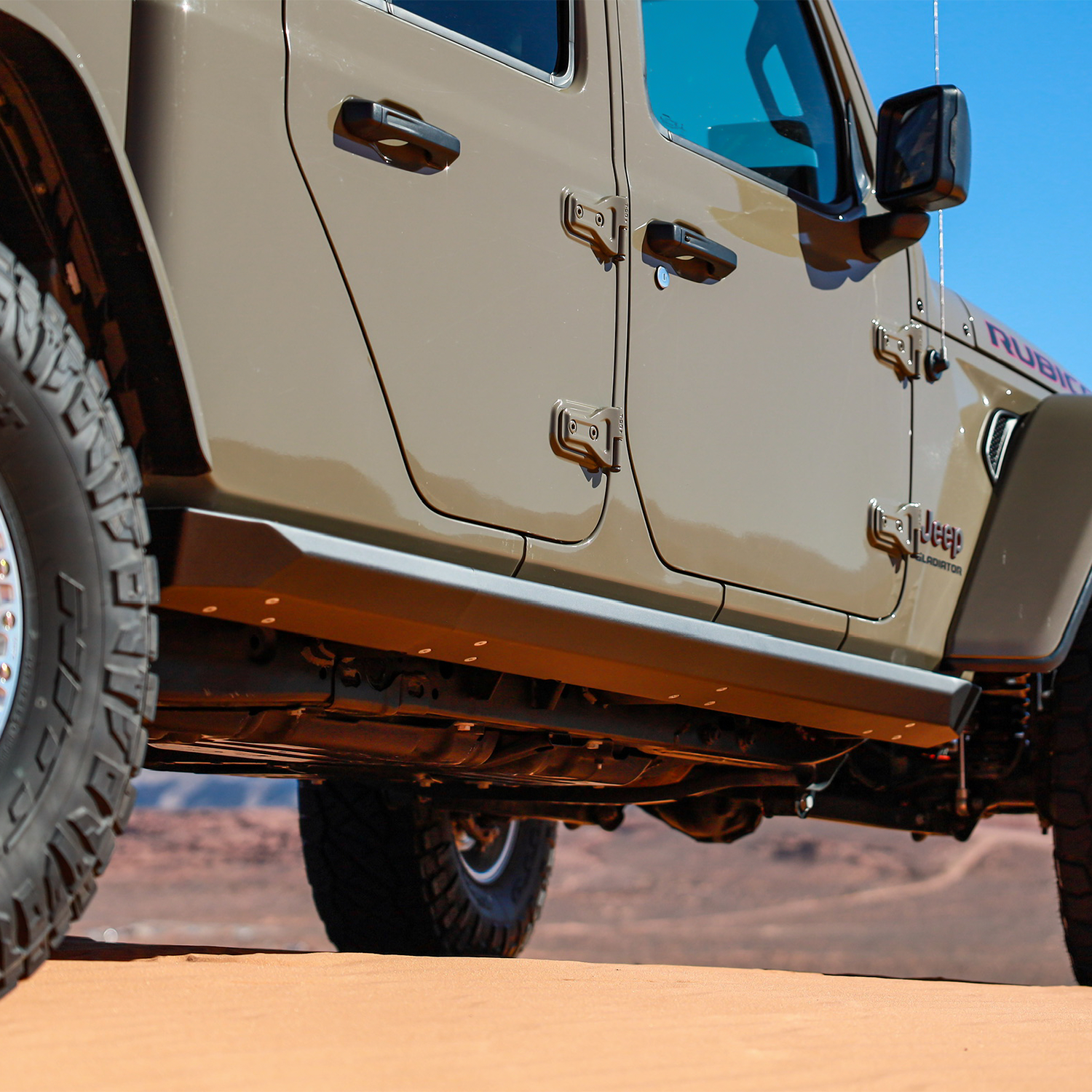 2020-2026 JEEP JT GLADIATOR SLIDERS (BOLT ON) KRAWLER LITE