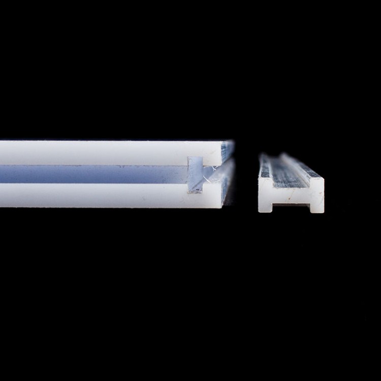 xSynthetic Ice xGlide18 + H-Lock