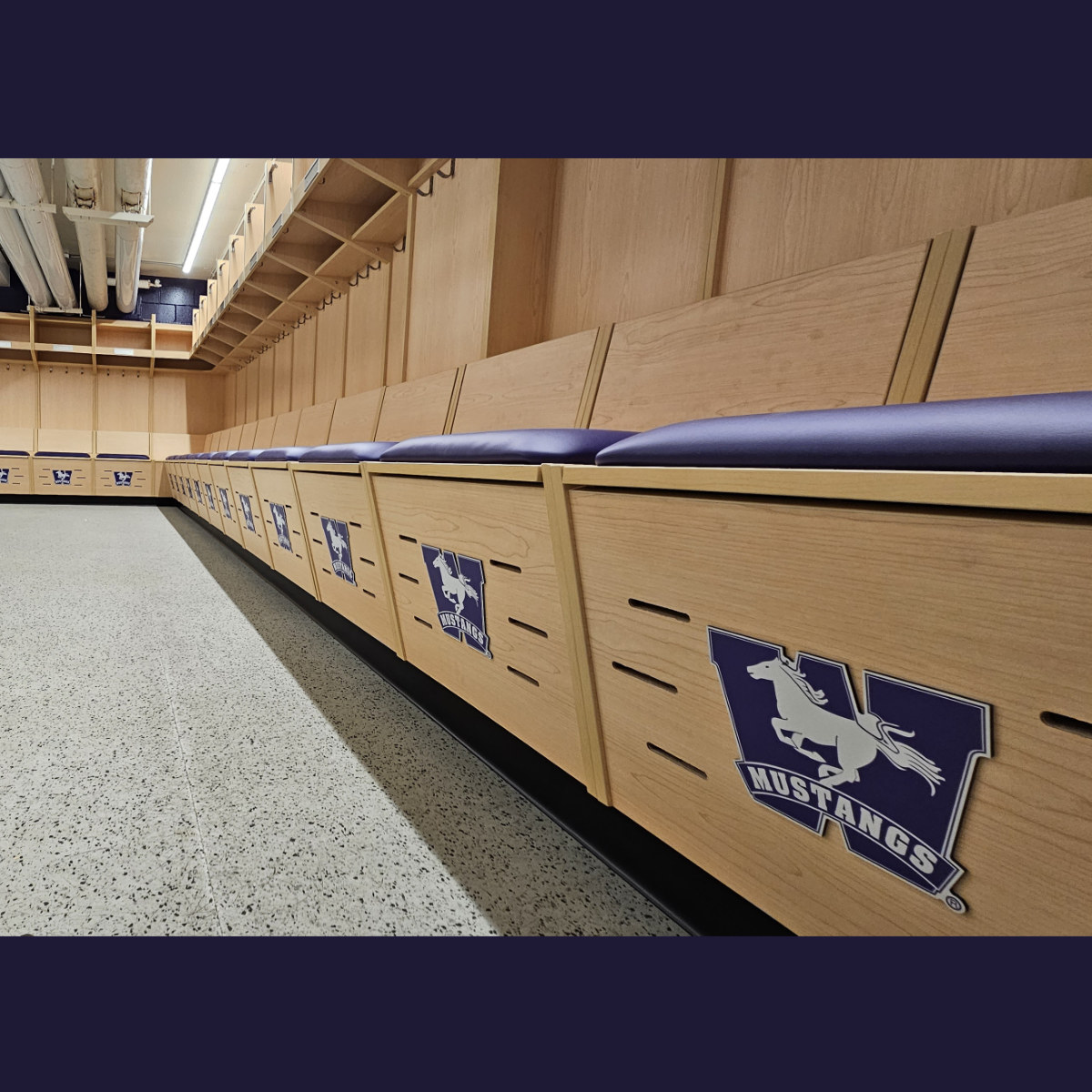 x200 Complete Hockey Locker xHockeyProducts.com USA