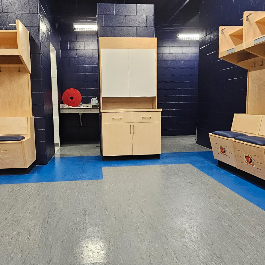 x200 Complete Hockey Locker xHockeyProducts.com USA