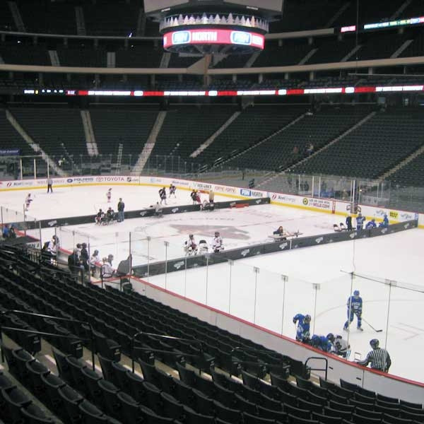 A full arena split for practice