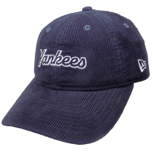 NY Yankees Women New Era Corduroy 9Twenty Adjustable - Black, White