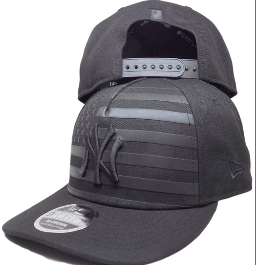 New York Yankees New Era American Flag 940AF Snapback- Black Tonal