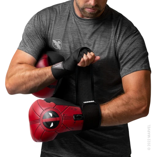 Marvel’s Deadpool Boxing Gloves - 4