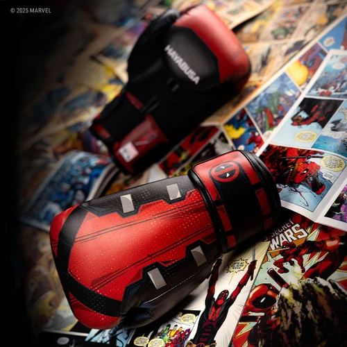 Marvel’s Classic Deadpool Boxing Gloves - 5