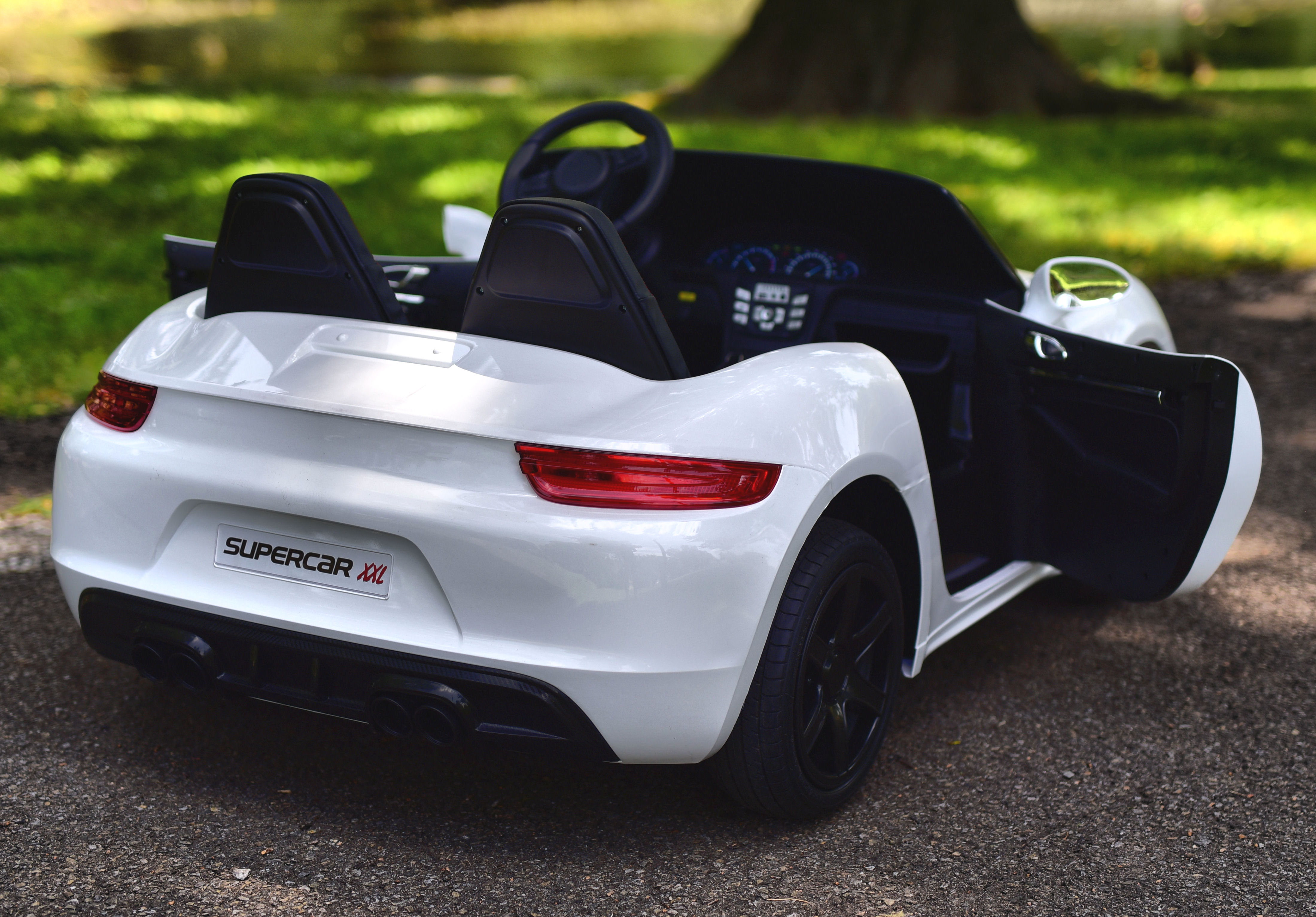 Giant 24v Big Kids Ride On Super Car XXL 180W Motor & Rubber Tires