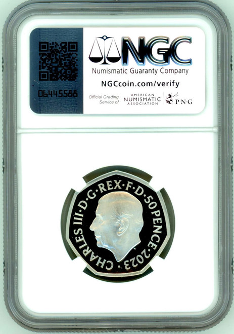 Star Wars™ Star Wars R2-D2 C3PO 2023 Great Britain 50p 8gm Silver Colorized Coin NGC 69 FR  Star Wars™ Star Wars R2-D2 C3PO 2023 Great Britain 50p 8gm Silver Colorized Coin NGC 69 FR