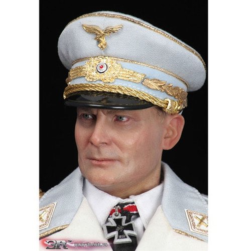 Boxed Figure: 3R Hermann Goering 1893-1946, Head of the Luftwaffe (GM616) (READ NOTES)