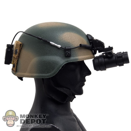 Helmet: DamToys MICH 2000 Helmet w/NVG Mount & Battery Pack