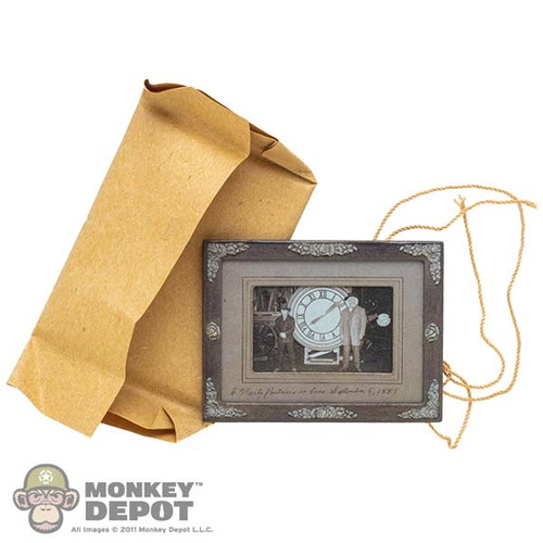 Picture: Hot Toys Wrapped Framed Photograph