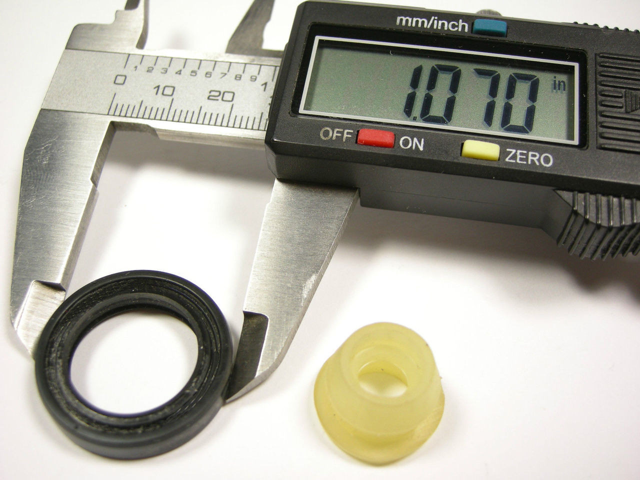 FORD C4 C6 Linkage & Throttle Valve Seals with Grommet Manual Control