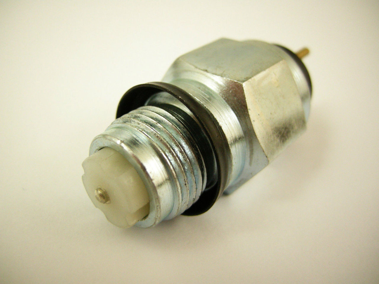 Retro-Motive Neutral Safety Switch For 1968 & Up Mopar 904 727 Auto