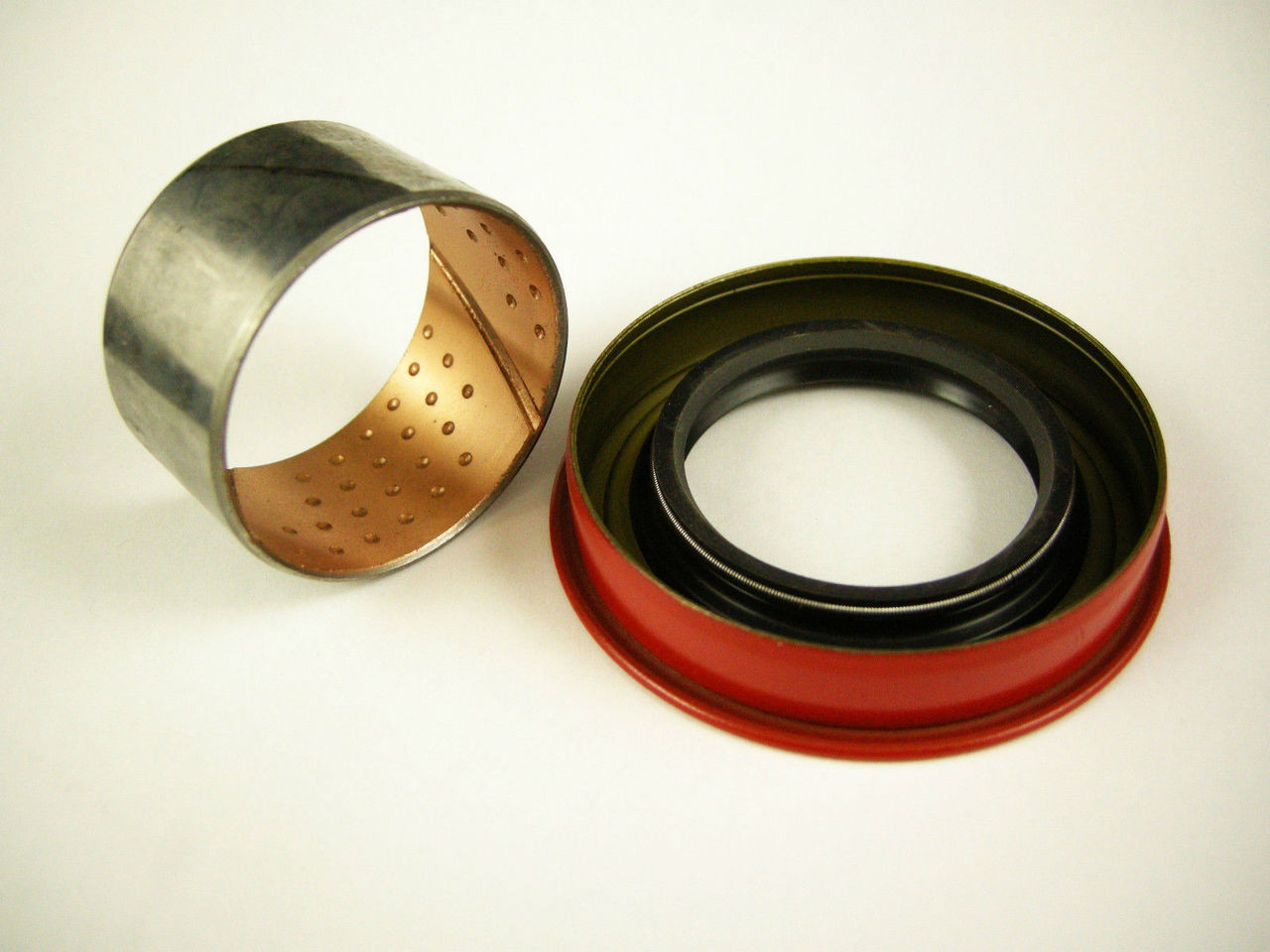 195562 Powerglide Transmission Extension Housing Rear Seal & Bushing