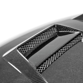 Seibon Carbon DV Style Bonnet - Golf Mk7.5