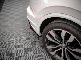 Maxton Design Gloss Black Rear Side Splitters VW Touareg R-Line Mk3 (2018-)