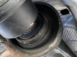 JXB Driveshaft Carrier - B6/B7 A4 w/02X/5HP19 - Street Bushings