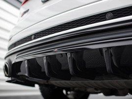 Maxton Design Central Rear Splitter (Vertical Bars) V.2 Audi SQ8 Mk1