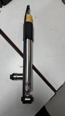 KW DDC -Plug & Play- Coilovers - Golf Mk8 and Mk8.5 'R' - SLIGHT DAMAGE