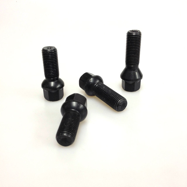 M14 x 1.50 Black Longer Single Wheel Bolt For Wheel Spacers (Radius Seat)