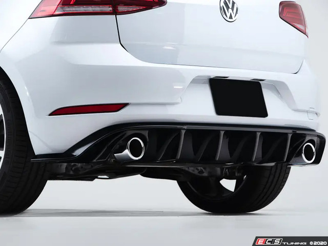 ECS Tuning Gloss Black Rear Diffuser - Mk7.5 Golf GTI **DAMAGED**