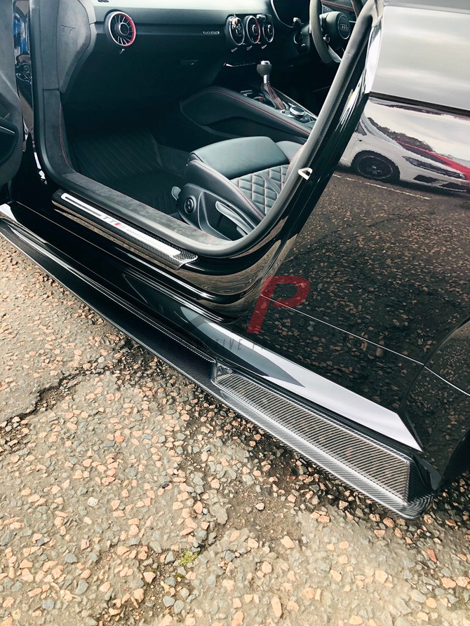 AP Design Audi TT 8S FL Carbon Fibre Side Skirts