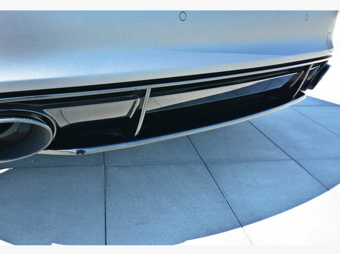 Maxton Design Gloss Black Central Rear Splitter Audi Rs7 C7 Facelift (2014-2017)