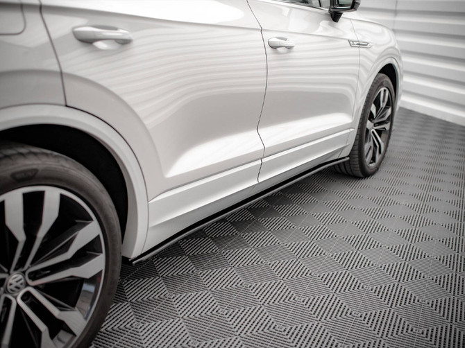 Maxton Design Gloss Black Side Skirts Diffusers VW Touareg R-Line Mk3 (2018-)
