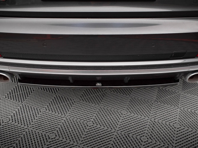 Maxton Design Central Rear Splitter Audi S8 D5