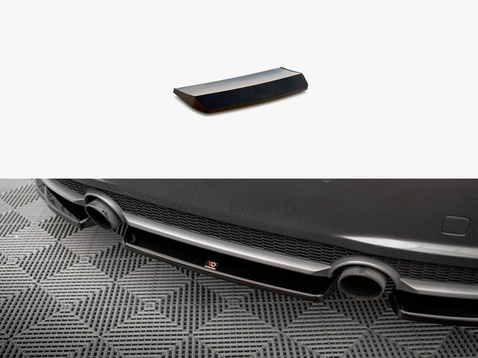 Maxton Design Central Rear Splitter Audi TT S-Line 8S