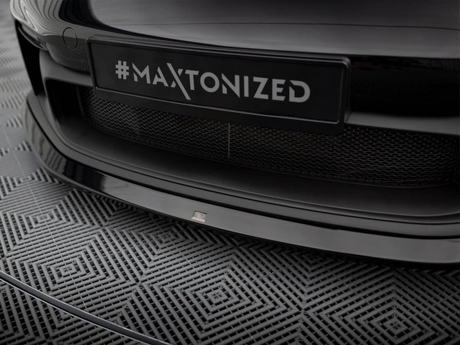 Maxton Design Front Splitter Porsche 911 992 GT3